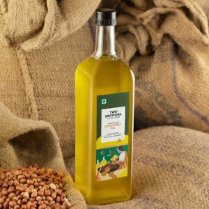 Product: Two Brothers Peanut Oil, Wood-Pressed, Single-Filtered – 1Litre (Plastic Bottle)