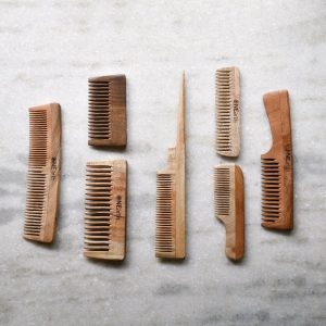 Product: Organic Neem Wood Combs – Pack of 4