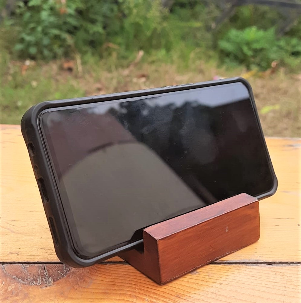 Product: Scrapshala Workaholic mobile holder | 45 degree back support | Natural reclaimed wood